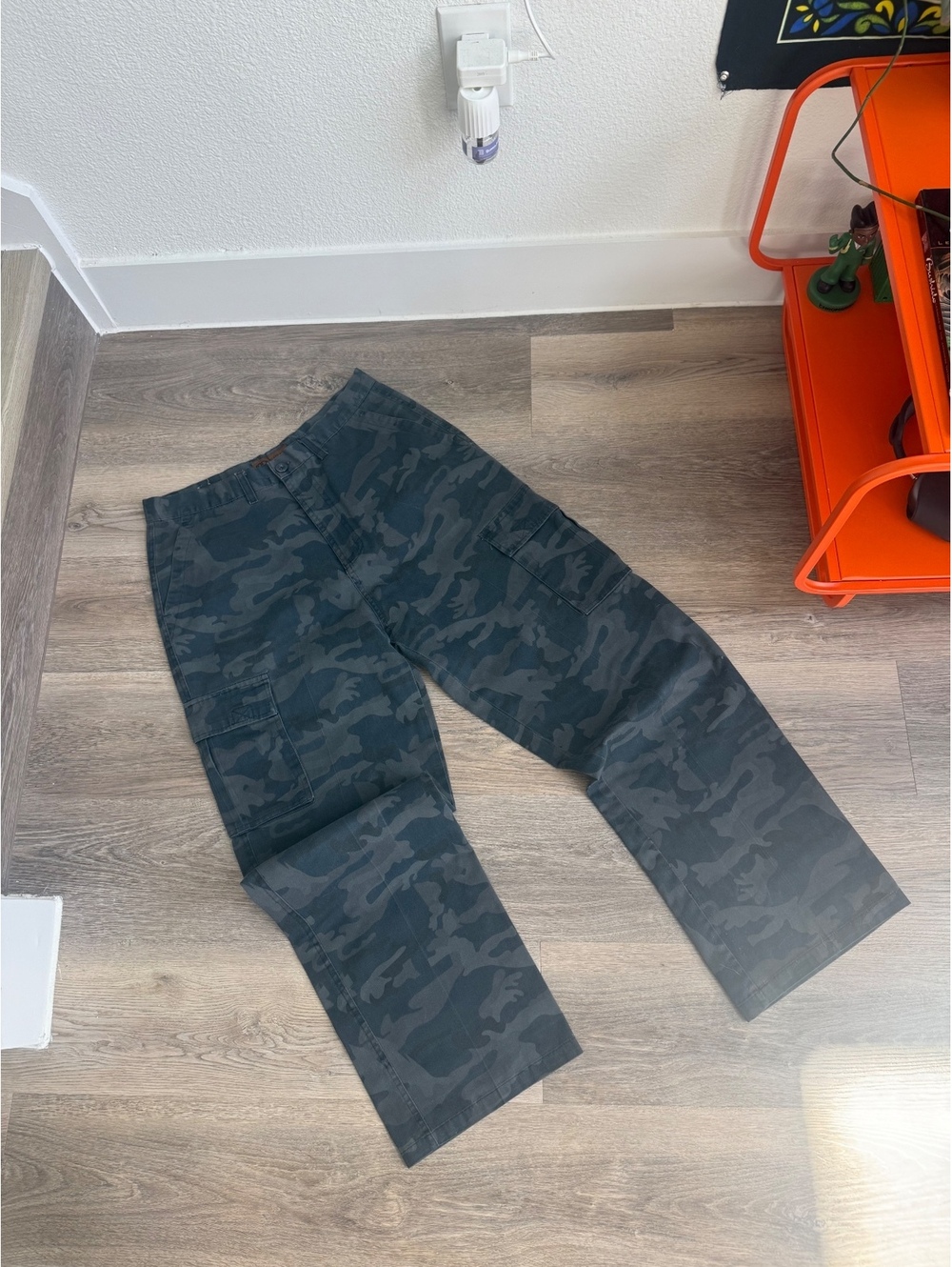 Blue Rag Men's Camouflage Cargo Pants Size 30x30